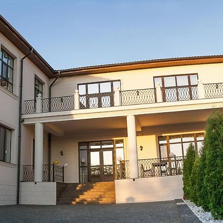 Hotel Colinele Aurii Cimislia Exterior foto